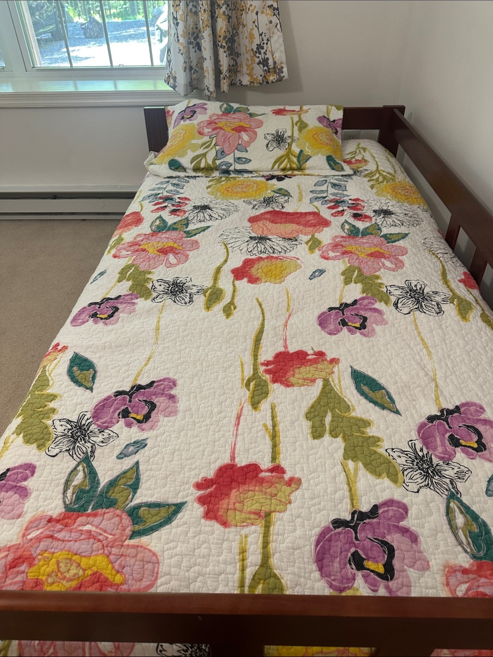 100% Cotton Floral Twin Quilt Set w/ Sham | Cottage Garden Bedding